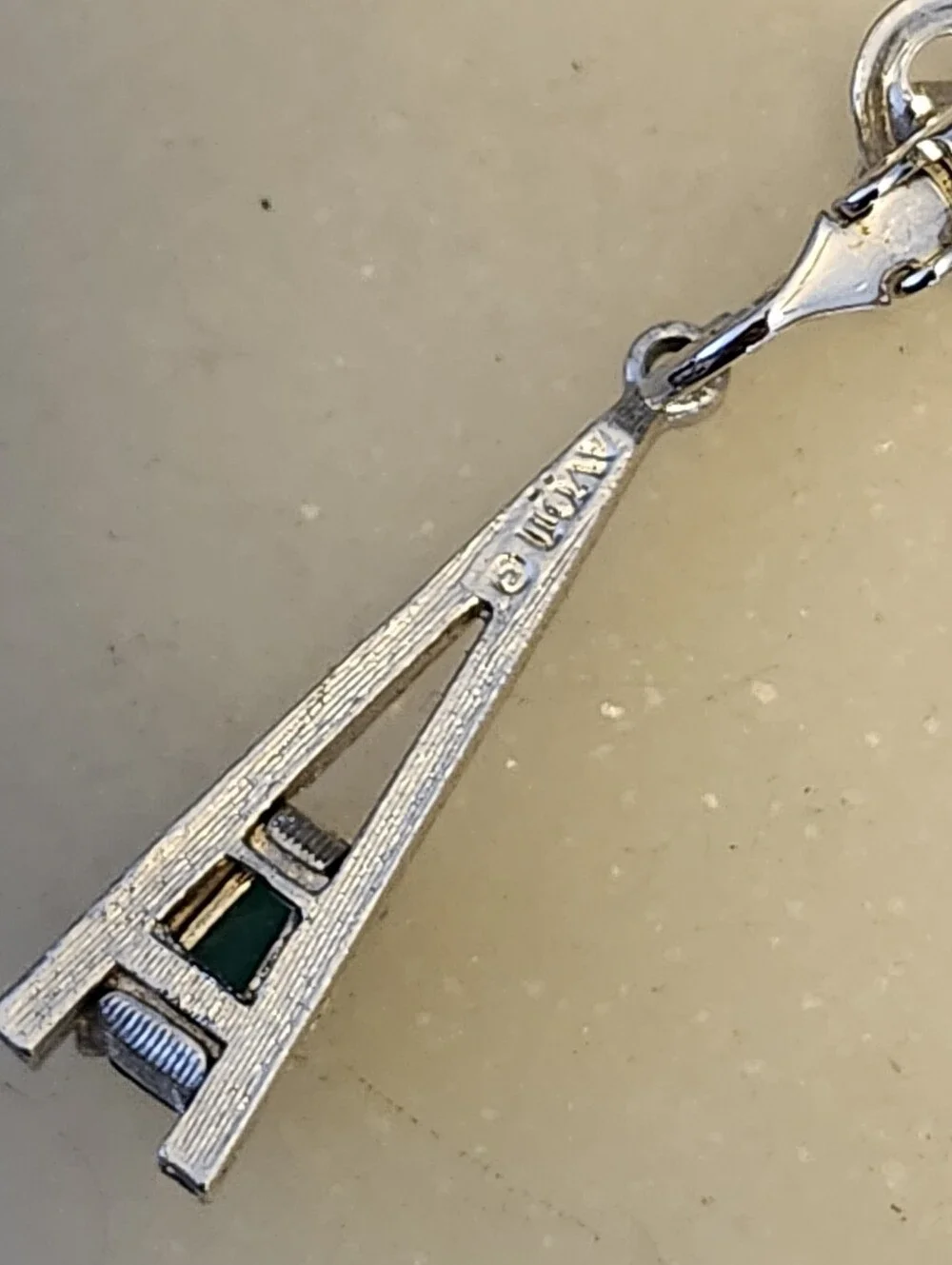 Avon elegant faux